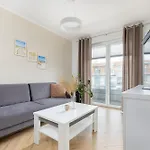 Unique In With Parking, Sauna And Gym By Renters 아파트 *