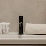 Unique In With Parking, Sauna And Gym By Renters *