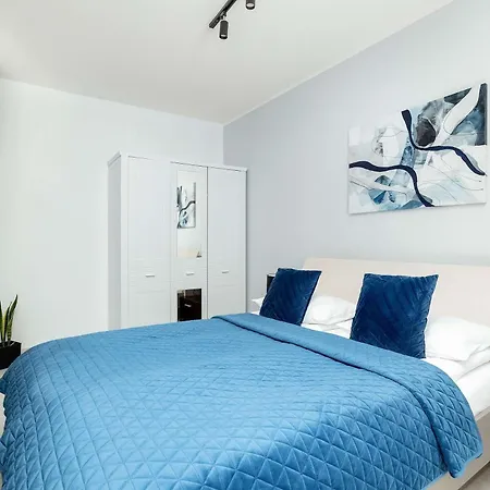 Unique In With Parking, Sauna And Gym By Renters Appartamento Kołobrzeg