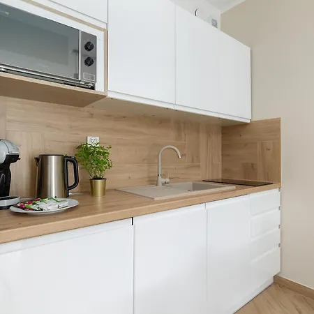 Unique In With Parking, Sauna And Gym By Renters